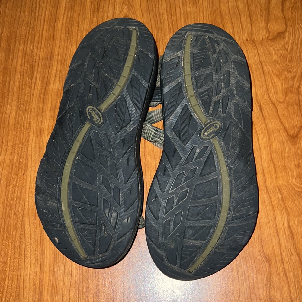 Chaco Size 9 - Picture 2 of 3